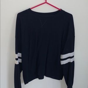 navy hollister long sleeve top